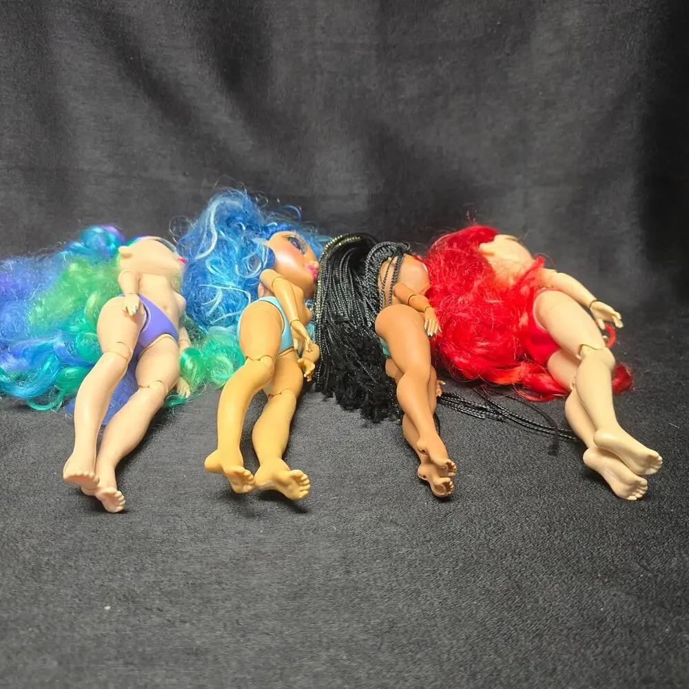 MGA Rainbow High & Sunset Fashion Doll Bundle - Ruby Holly Skyler World Travel
